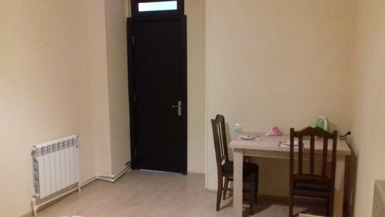 "Green Way" Guest House Tbilisi Luaran gambar